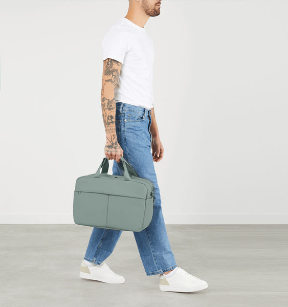 Lost In Berlin Bolsa 24h Lost In Berlin Bolsa 24h