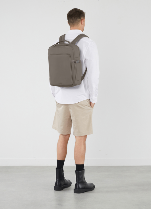 Lost In Berlin Mochila Pro 16"